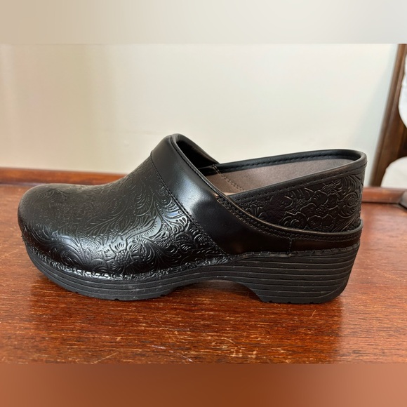 Brand New Dansko LT Pro Tooled Clogs - Picture 5 of 6